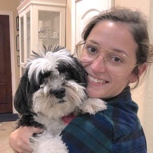 Meet your Posher, Holly